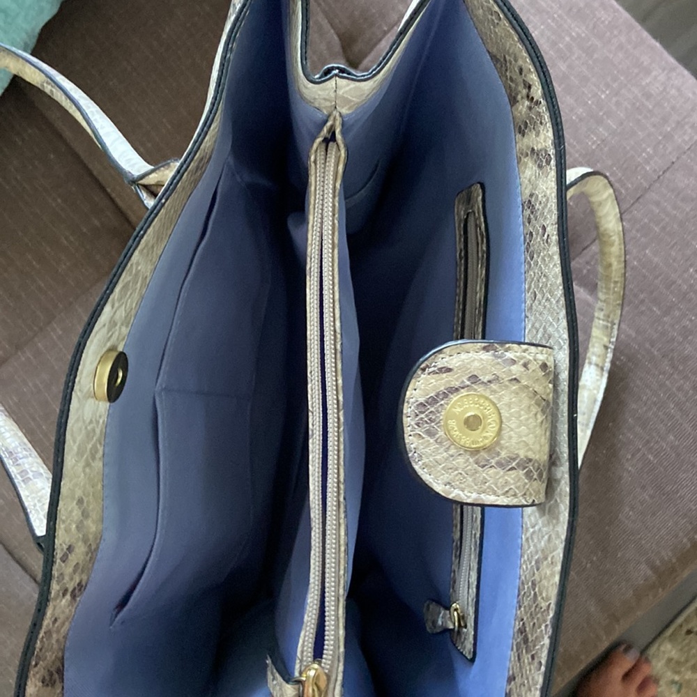 Purse - Picture 2 of 2